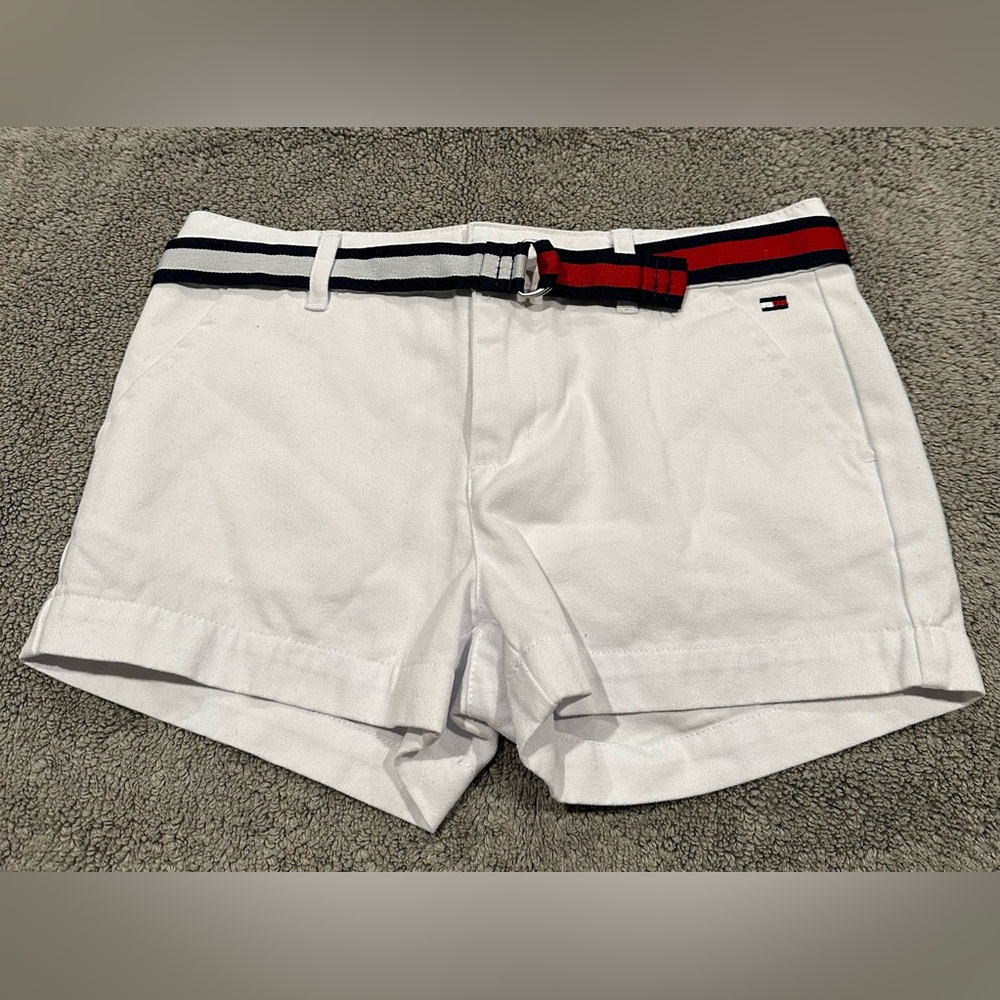 Tommy Hilfiger girls white shorts with belt